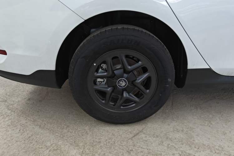 Used BYD Qin PLUS  Right Rear Wheel Hub
