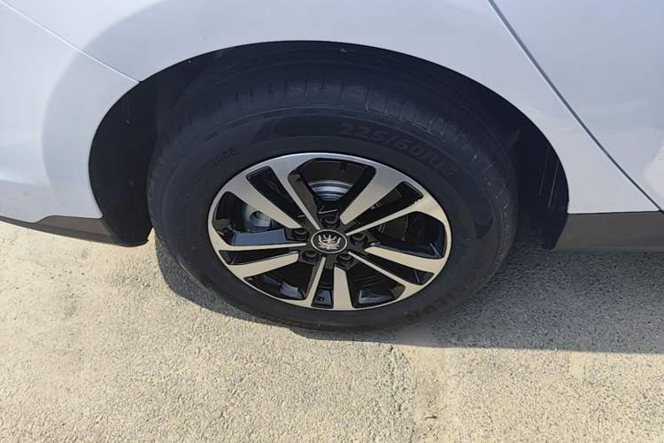 Used BYD Qin PLUS  Right Rear Wheel Hub