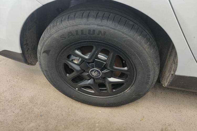 Used BYD Qin PLUS  Right Rear Wheel Hub