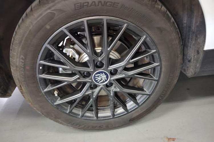 Used BYD Qin PLUS  Right Rear Wheel Hub