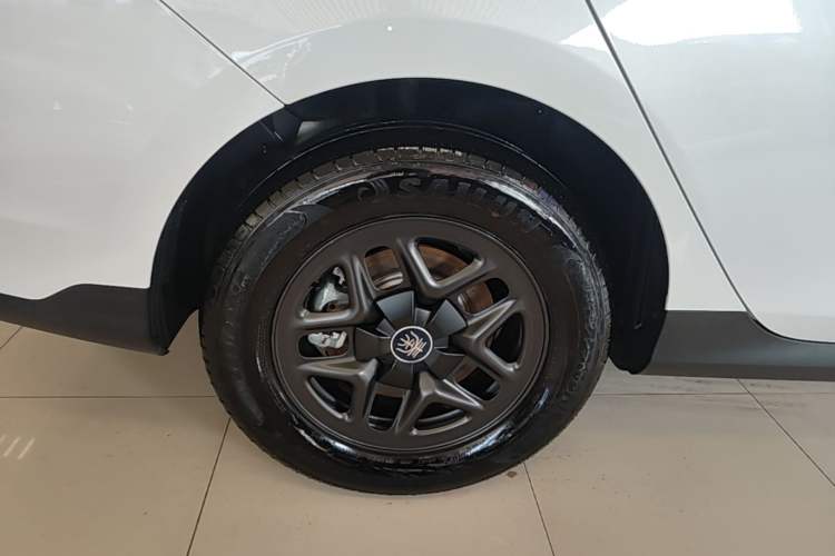 Used BYD Qin PLUS  Right Rear Wheel Hub