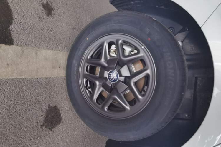 Used BYD Qin PLUS  Right Rear Wheel Hub
