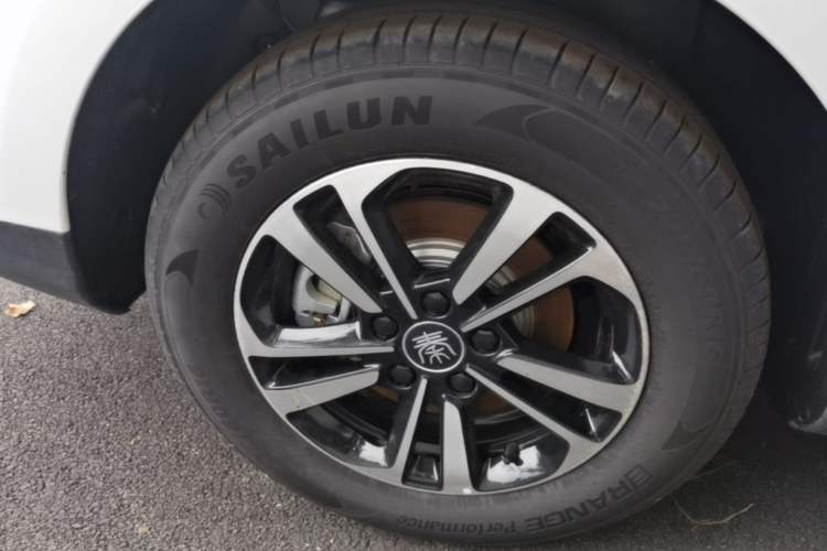 Used BYD Qin PLUS  Right Rear Wheel Hub