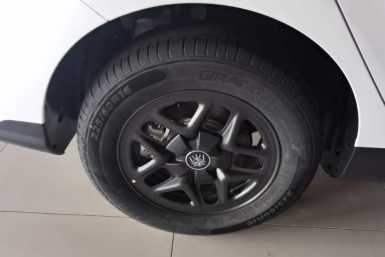 Used BYD Qin PLUS  Right Rear Wheel Hub