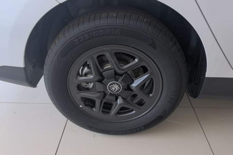 Used BYD Qin PLUS  Right Rear Wheel Hub