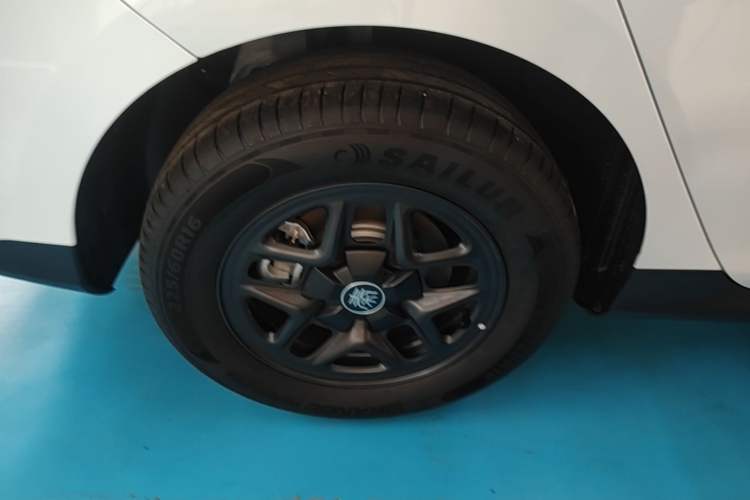 Used BYD Qin PLUS  Right Rear Wheel Hub