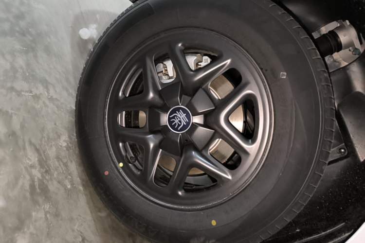 Used BYD Qin PLUS  Right Rear Wheel Hub