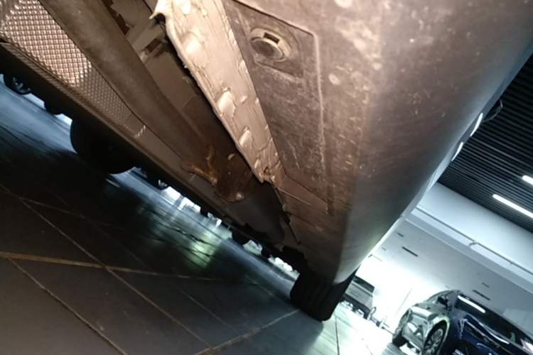 Used BYD Qin PLUS 2025 DM-i Smart Drive 120KM Superior Model Right Side Sill