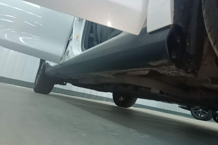 Used BYD Qin PLUS 2025 DM-i Smart Drive 55KM Leading Model Right Side Sill
