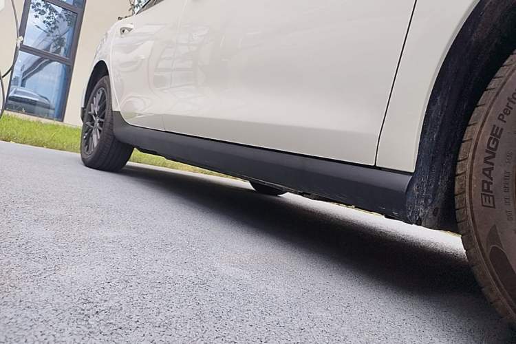 Used BYD Qin PLUS  Right Side Sill