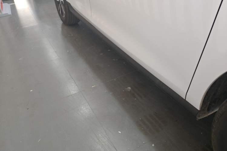 Used BYD Qin PLUS 2025 DM-i Smart Drive 120KM Superior Model Right Side Sill