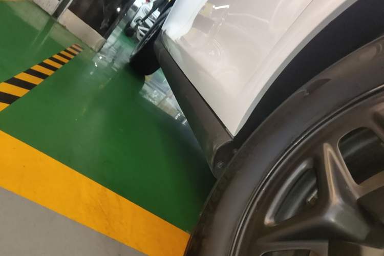 Used BYD Qin PLUS 2025 DM-i Smart Drive 55KM Leading Model Right Side Sill