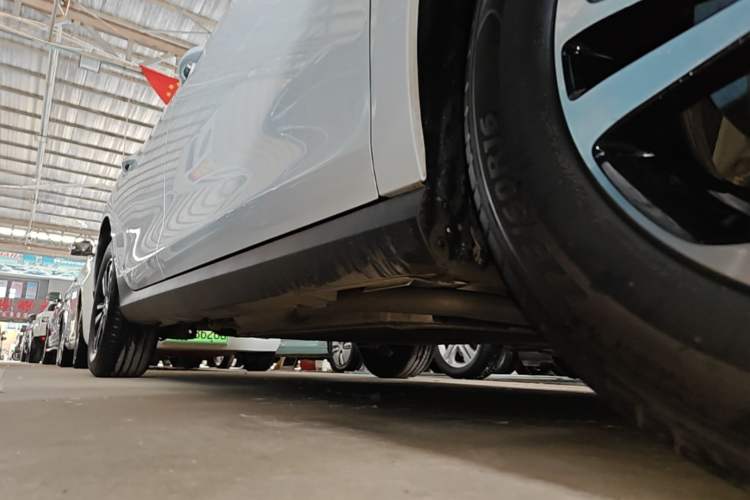 Used BYD Qin PLUS 2025 DM-i Smart Drive 120KM Superior Model Right Side Sill