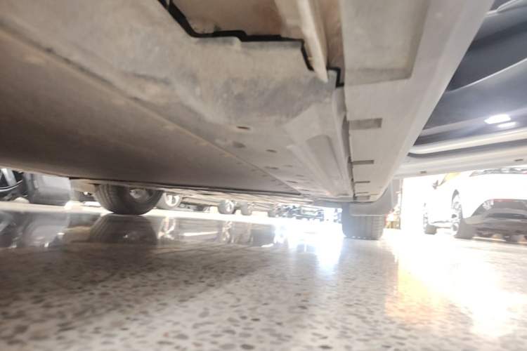 Used BYD Qin PLUS 2025 EV Smart Drive Edition 420KM Leading Model Right Side Sill