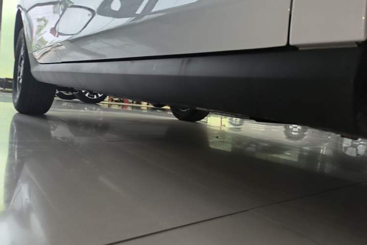 Used BYD Qin PLUS  Right Side Sill