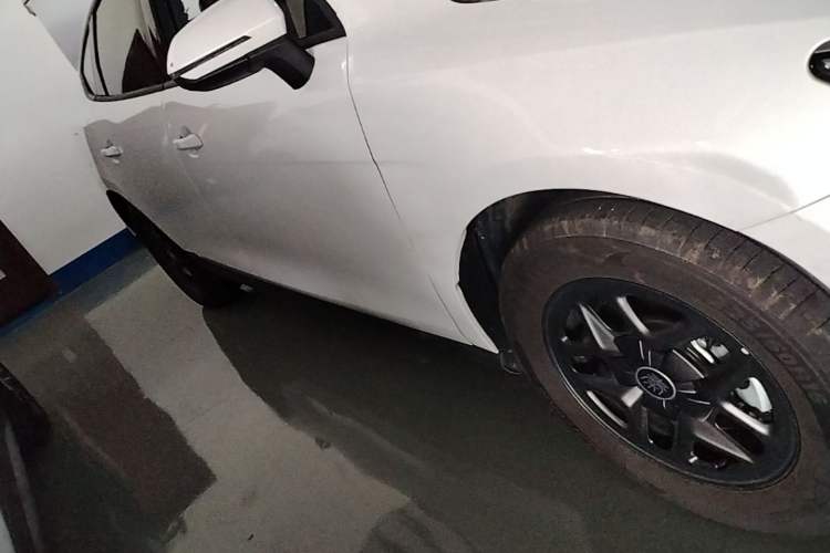 Used BYD Qin PLUS 2025 DM-i Smart Drive 55KM Leading Model Right Side Sill
