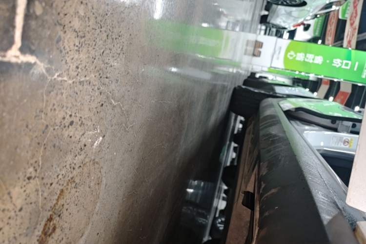 Used BYD Qin PLUS 2025 EV Smart Drive Version 510KM Beyond Model Right Side Sill