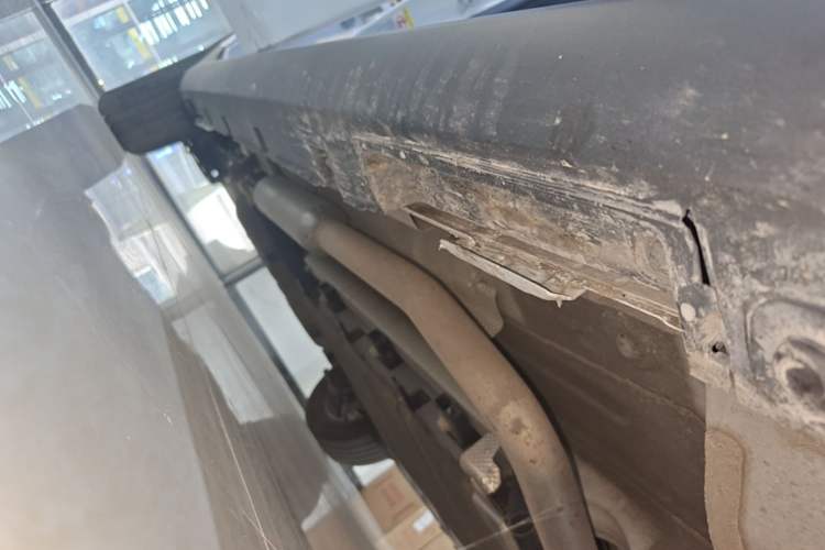 Used BYD Qin PLUS 2025 DM-i Smart Drive 55KM Leading Model Right Side Sill