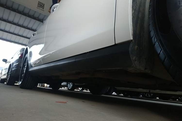 Used BYD Qin PLUS 2025 DM-i Smart Drive 55KM Leading Model Right Side Sill