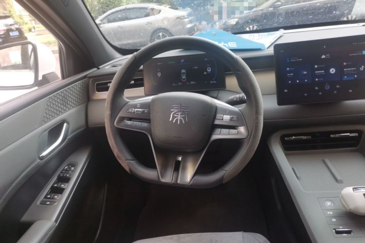 Used BYD Qin PLUS 2025 DM-i Smart Drive 55KM Leading Model Steering Wheel