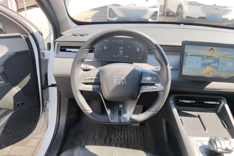 Used BYD Qin PLUS 2025 DM-i Smart Drive 55KM Leading Model Steering Wheel