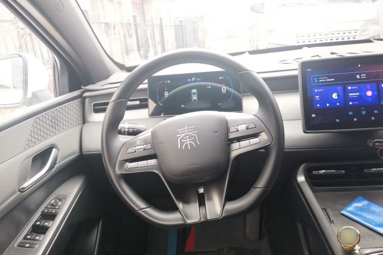 Used BYD Qin PLUS 2025 DM-i Smart Drive 55KM Leading Model Steering Wheel