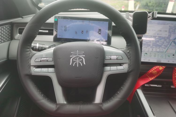 Used BYD Qin PLUS 2025 DM-i Smart Drive 120KM Superior Model Steering Wheel