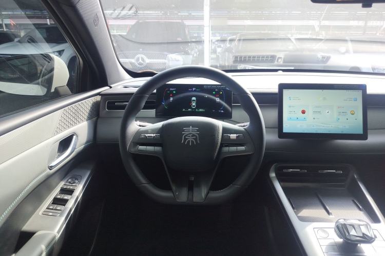 Used BYD Qin PLUS 2025 DM-i Smart Drive 55KM Leading Model Steering Wheel