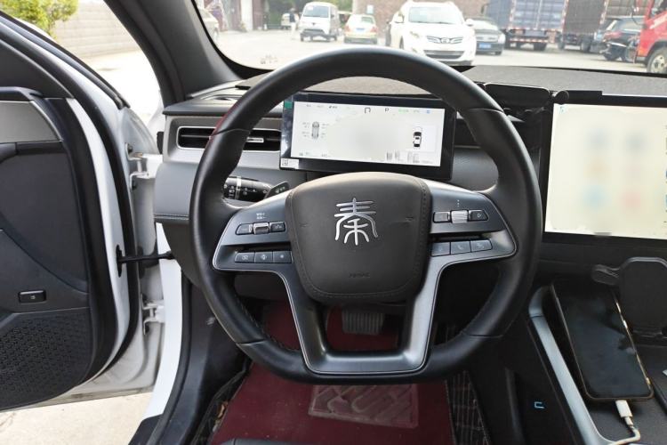 Used BYD Qin PLUS 2025 EV Smart Drive Edition 510KM Leading Model Steering Wheel