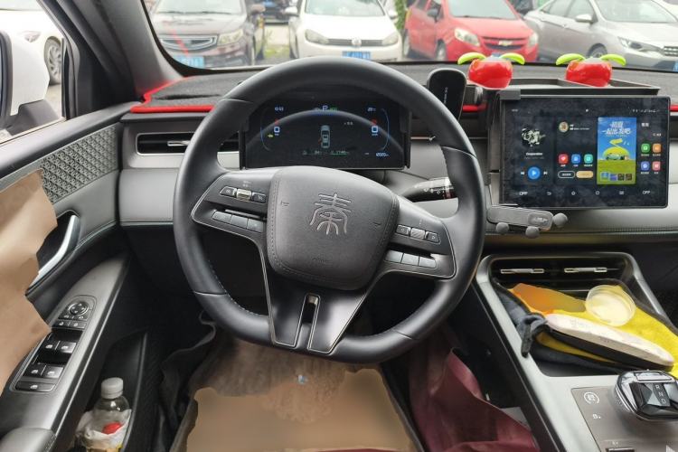 Used BYD Qin PLUS 2025 DM-i Smart Drive 55KM Leading Model Steering Wheel