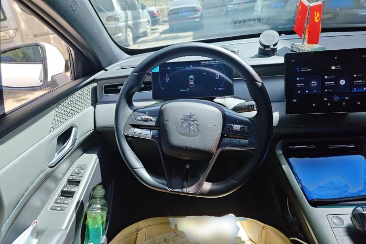 Used BYD Qin PLUS 2025 DM-i Smart Drive 55KM Leading Model Steering Wheel