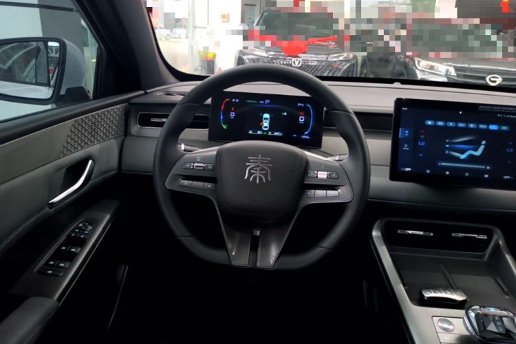 Used BYD Qin PLUS 2025 DM-i Smart Drive 55KM Leading Model Steering Wheel