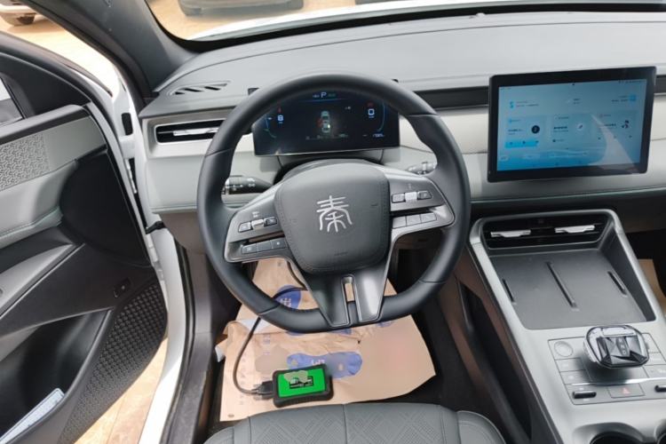 Used BYD Qin PLUS 2025 DM-i Smart Drive 55KM Leading Model Steering Wheel