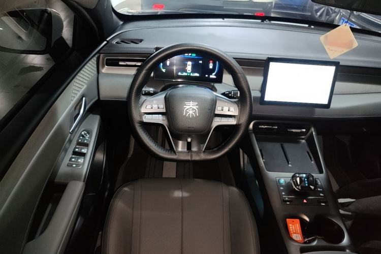 Used BYD Qin PLUS 2025 DM-i Smart Drive 55KM Leading Model Steering Wheel