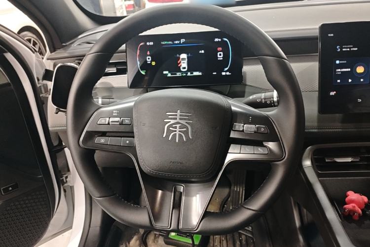 Used BYD Qin PLUS 2025 DM-i Smart Drive 55KM Leading Model Steering Wheel
