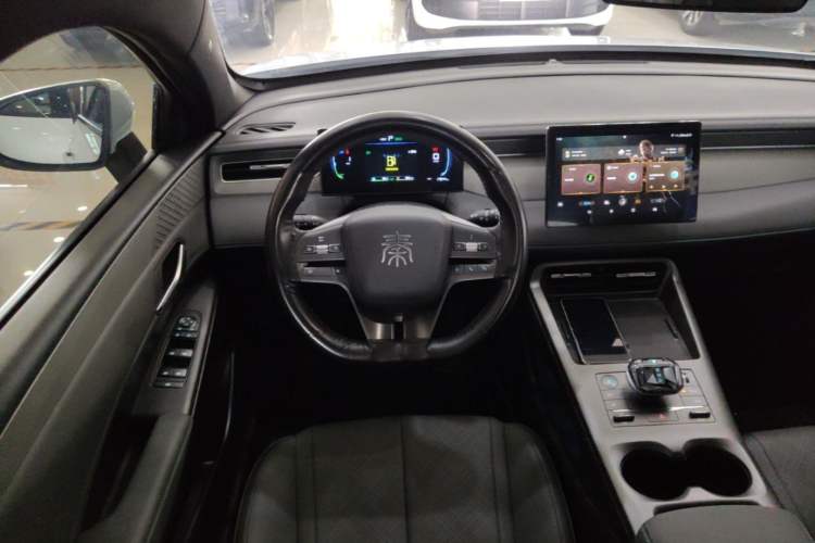 Used BYD Qin PLUS 2025 DM-i Smart Drive 55KM Leading Model Steering Wheel