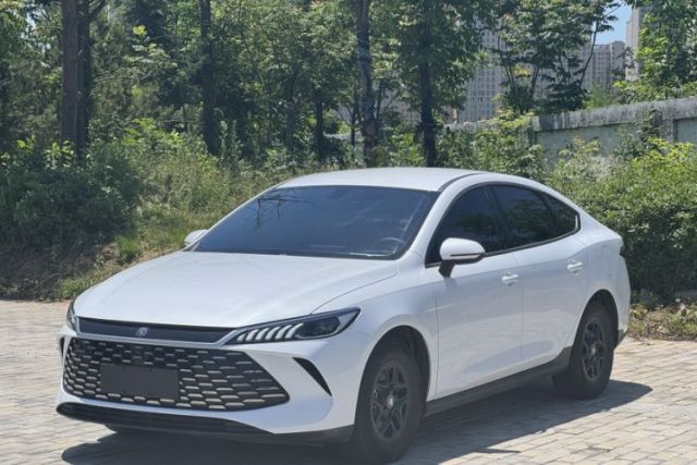 Used BYD Qin PLUS 2025 DM-i Smart Drive 55KM Leading Model