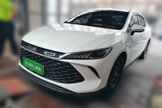 Ojetý BYD Qin PLUS 2025 DM-i Smart Drive 55KM Leading Model
