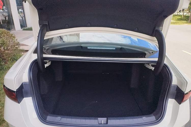 Used BYD Qin PLUS  Trunk