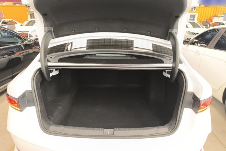 Used BYD Qin PLUS 2025 DM-i Smart Drive 55KM Leading Model Trunk