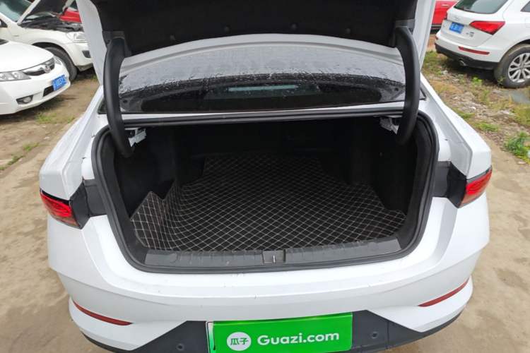 Used BYD Qin PLUS 2025 EV Smart Drive Edition 510KM Leading Model Trunk