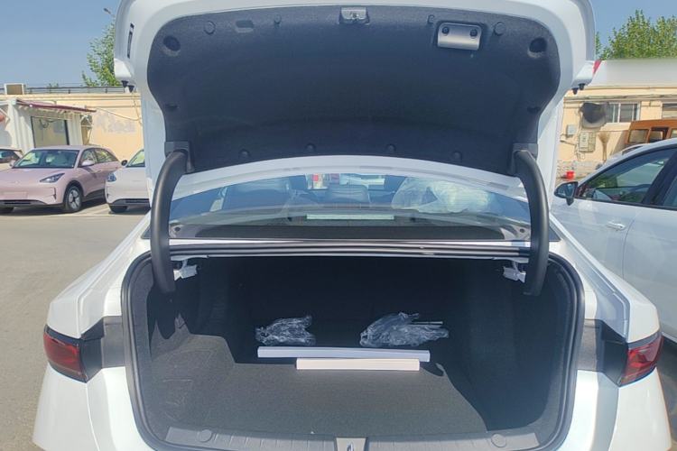 Used BYD Qin PLUS  Trunk