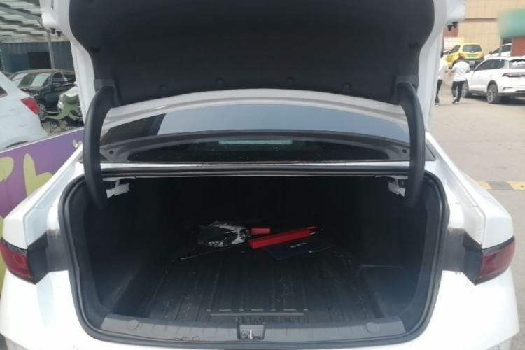 Used BYD Qin PLUS 2025 DM-i Smart Drive 55KM Leading Model Trunk