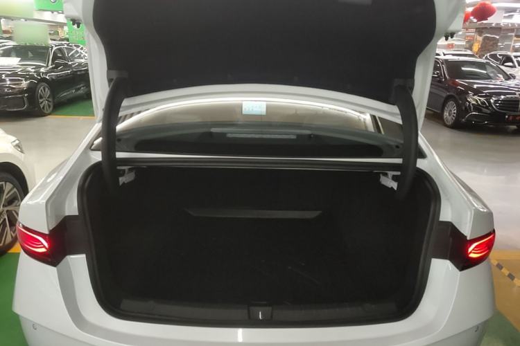 Used BYD Qin PLUS 2025 DM-i Smart Drive 55KM Leading Model Trunk