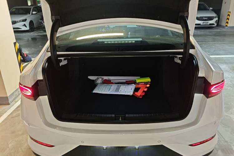 Used BYD Qin PLUS  Trunk
