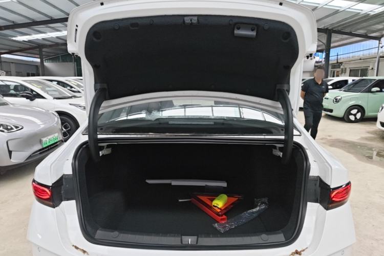 Used BYD Qin PLUS  Trunk