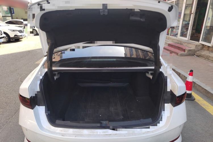 Used BYD Qin PLUS 2025 DM-i Smart Drive 55KM Leading Model Trunk