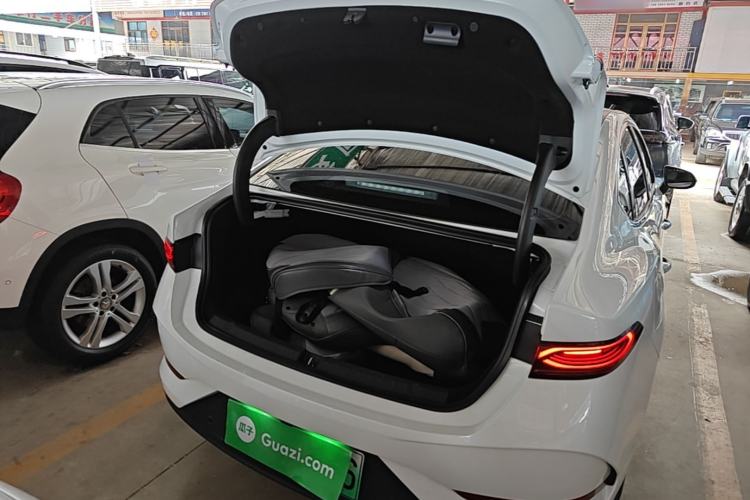 Used BYD Qin PLUS 2025 DM-i Smart Drive 120KM Superior Model Trunk