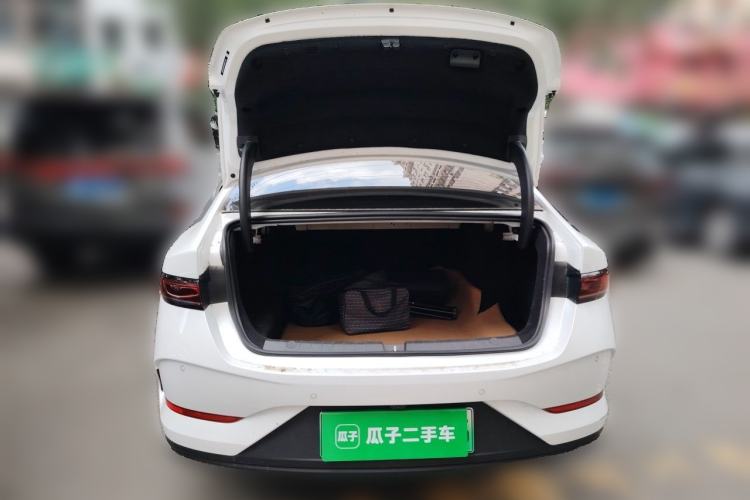 Used BYD Qin PLUS 2025 DM-i Smart Drive 55KM Leading Model Trunk