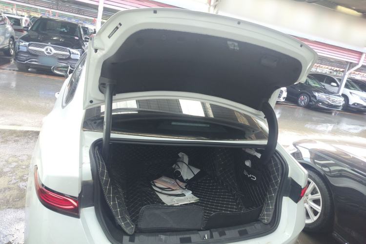 Used BYD Qin PLUS 2025 DM-i Smart Drive 55KM Leading Model Trunk